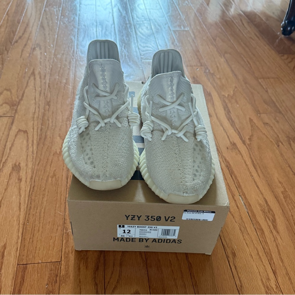 Adidas Yeezy Boost 350 V2 Beige Sneakers